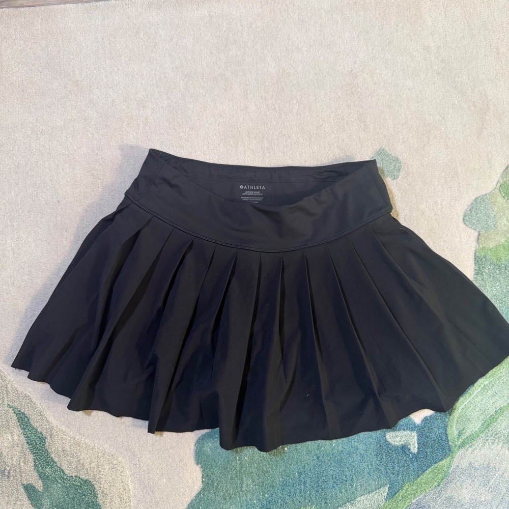 Athleta Levitate Skort Black Pleated Athletic Tennis Golf Skirt Size M